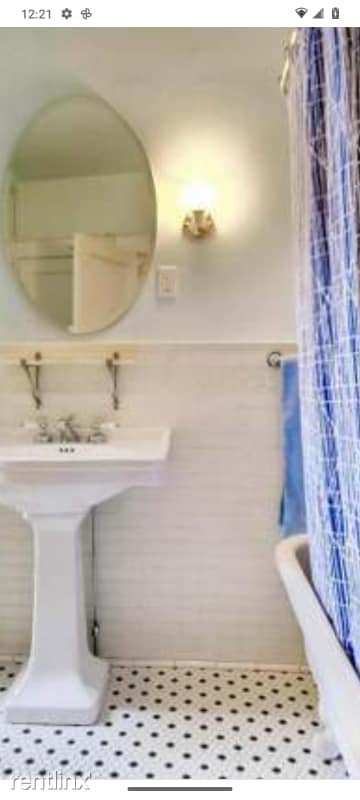 Building Photo - 12 br, 6 bath Townhome - 22 E 25th St