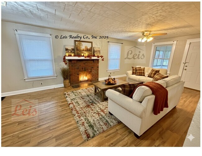 Foto del edificio - 3341 N Main St