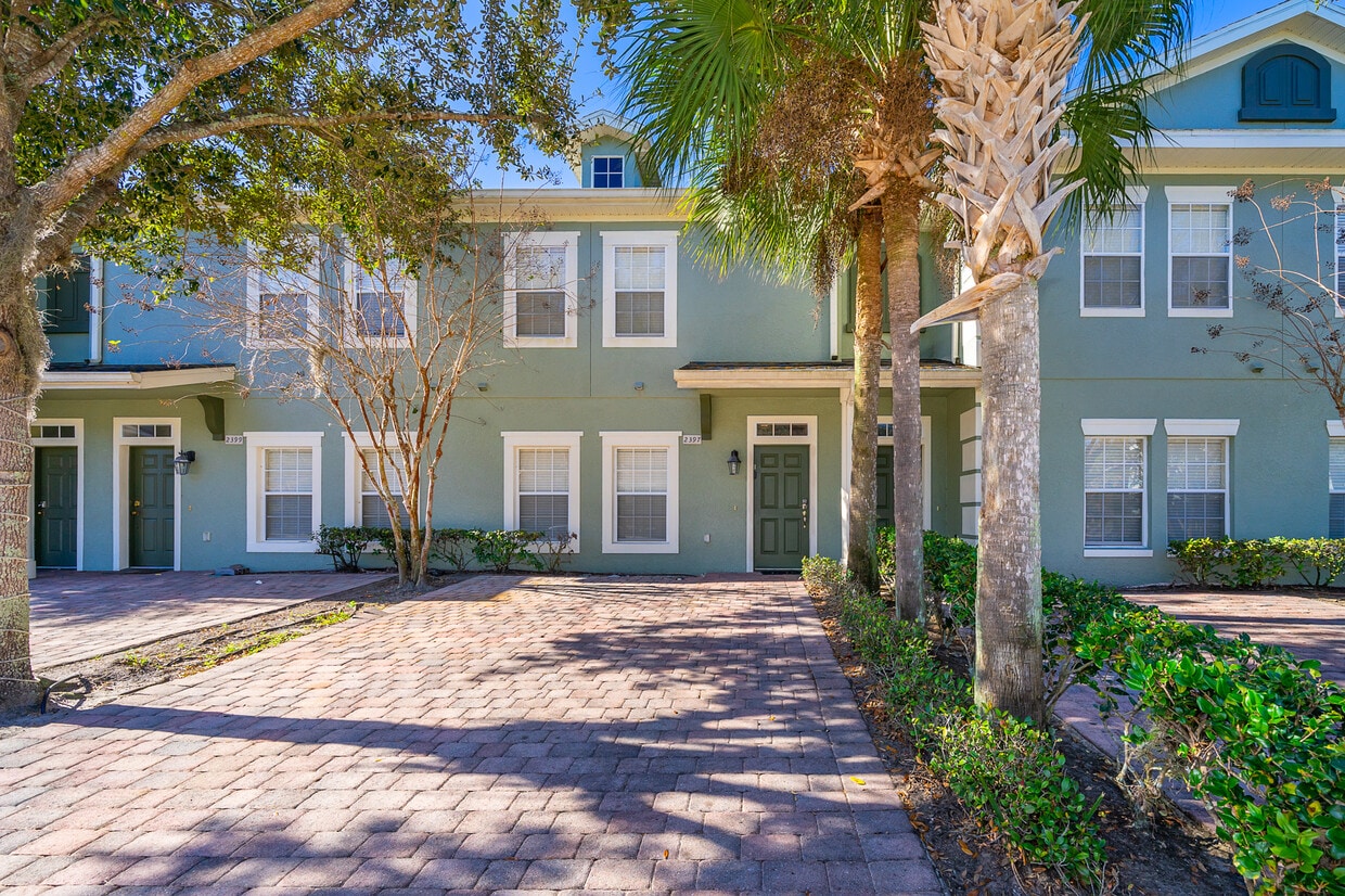 2397 Caravelle Cir, Kissimmee, FL 34746 Townhouse for Rent in
