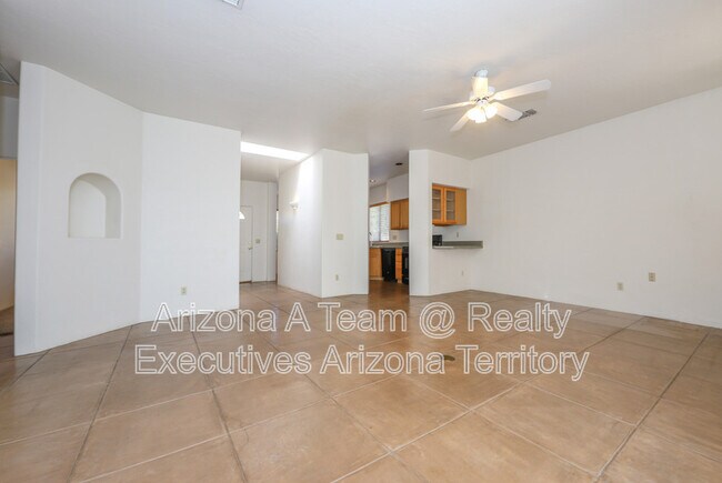 Foto del edificio - 3760 N Bay Horse Loop