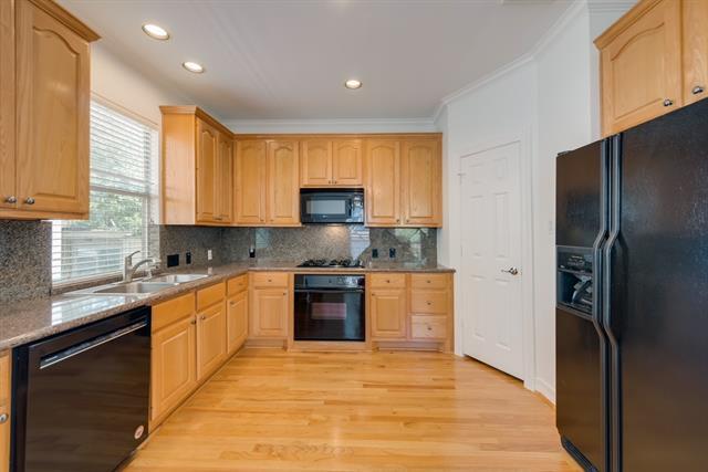 Building Photo - 3508 Routh St