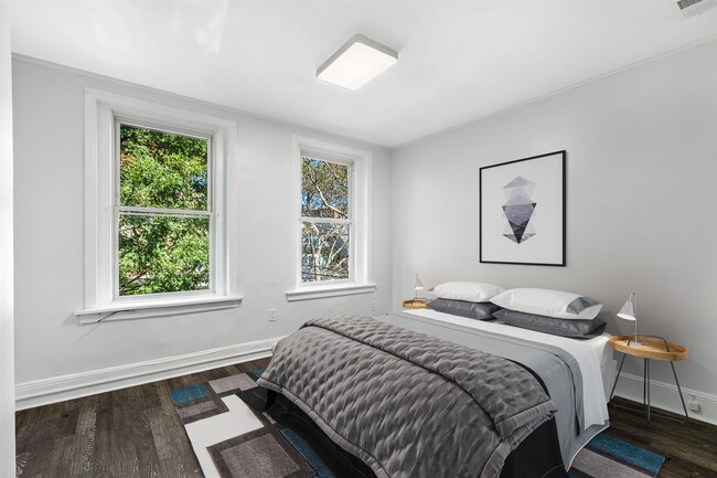 Foto del edificio - 185 Belmont Ave