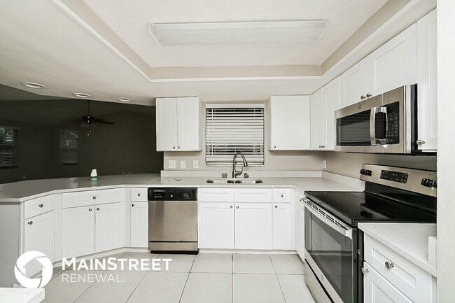 Building Photo - 7315 San Carlos Dr
