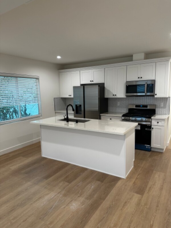 Foto principal - 2008 Vineyard Ave