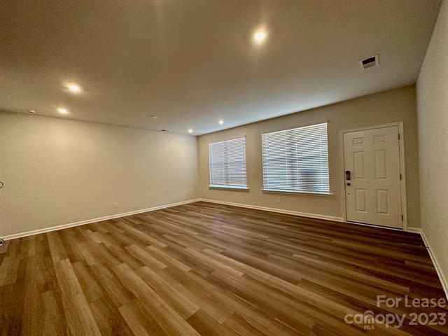 Building Photo - 8012 Whitegrove Rd