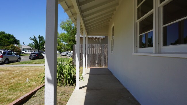 Front porch - 5847 Ortega St