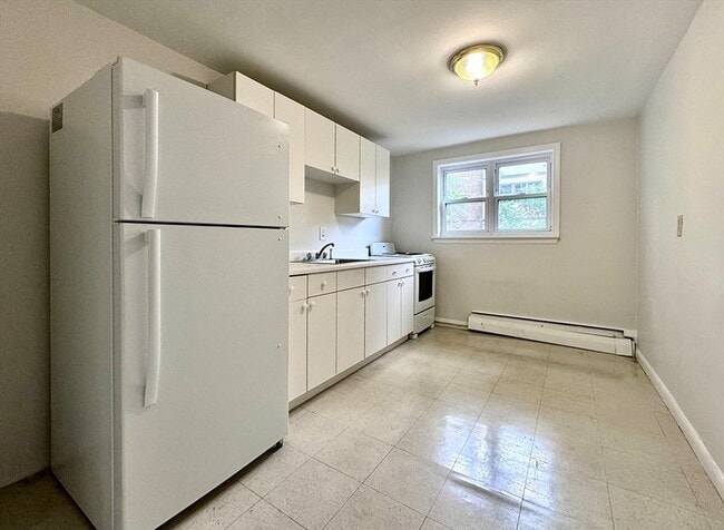 Photo - 10 Vinal St Apartment