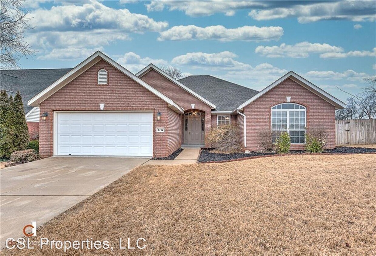Primary Photo - 4 br, 2 bath House - 5712 W Casey Dr