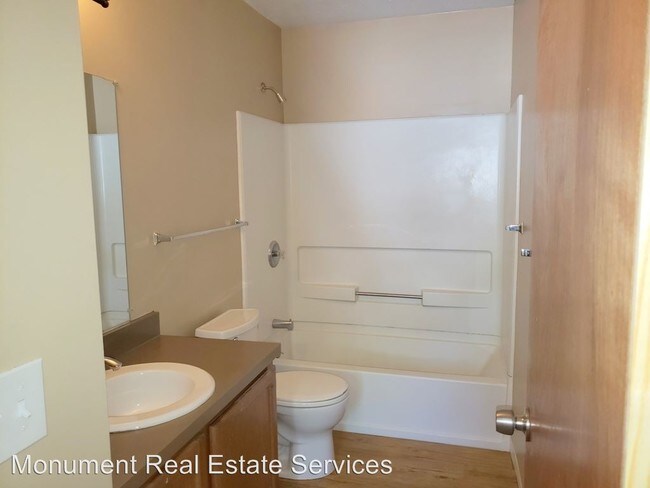 Building Photo - 3 br, 1.5 bath House - 662 E 125th St