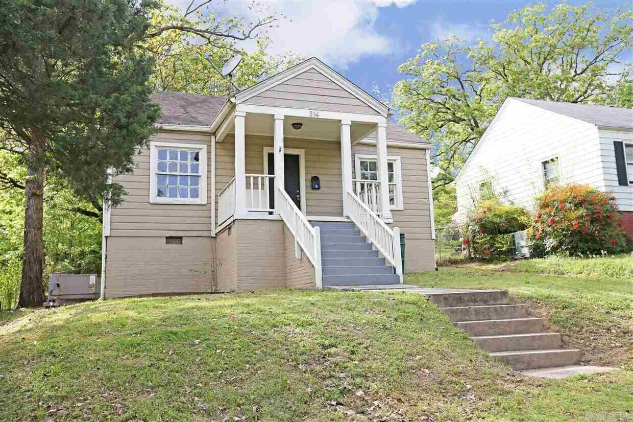 Foto principal - 314 N Summit St