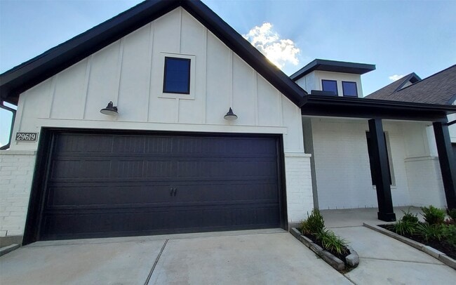 Building Photo - 29619 Smokey Bourbon Ln