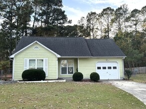 Building Photo - 111 Honey Tree Ct