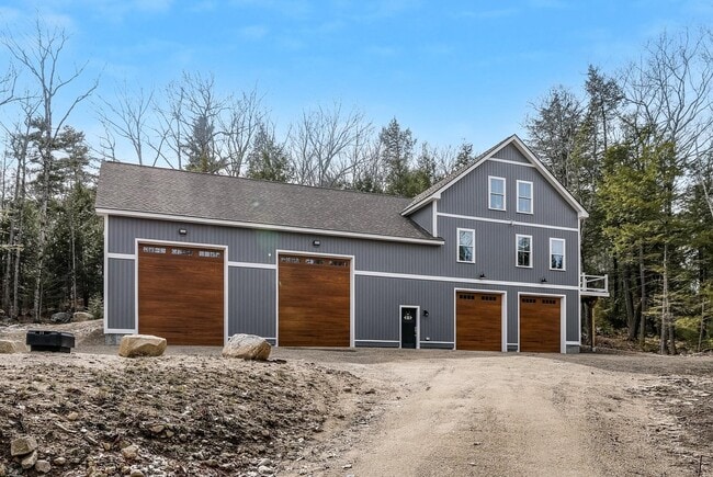Building Photo - 3 Tanglewood Shores Rd