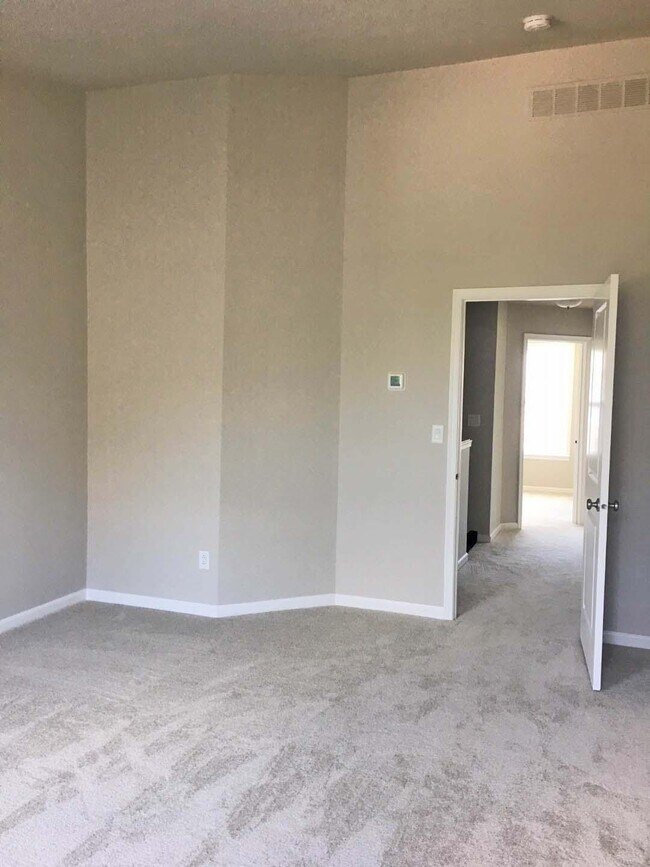 Foto del edificio - 2783 Ashcombe Dr.