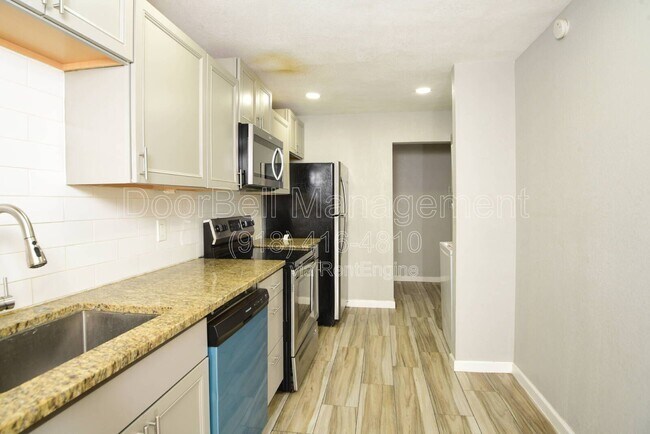 Foto del edificio - 613 E Xyler St
