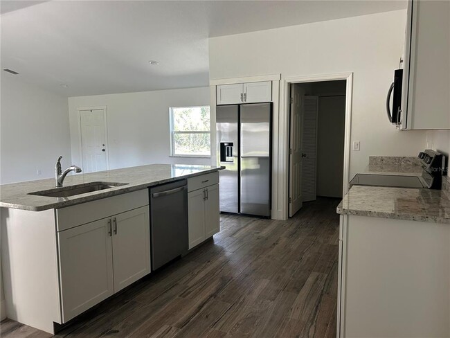 Foto del edificio - 14039 Dusty Ln