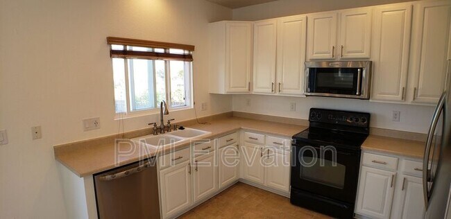 Building Photo - 3760 S Tempe Way