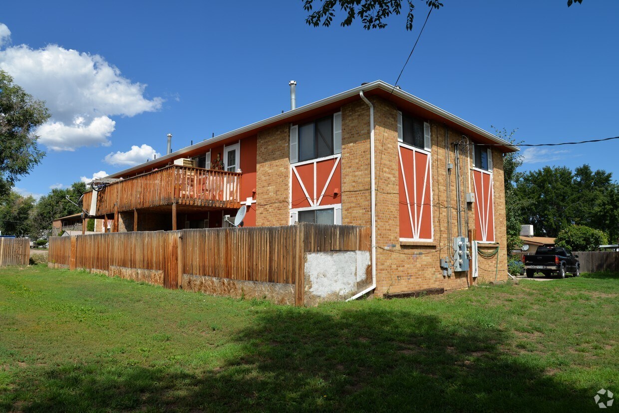 Building Photo - 3600 S Knox Ct
