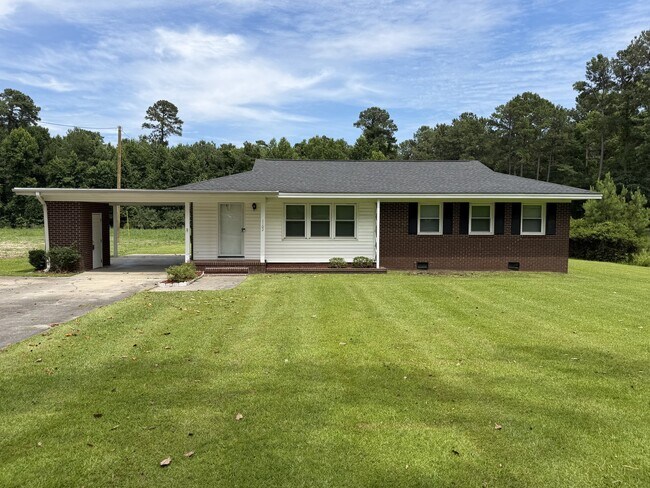 Building Photo - 1102 Mary Ln