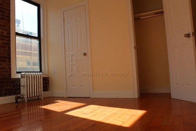 Foto del edificio - 3028 31st St