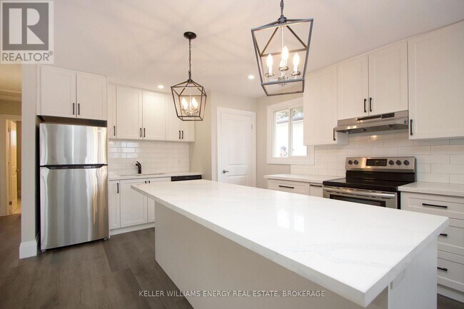 Photo du bâtiment - 634 Wilson Rd N