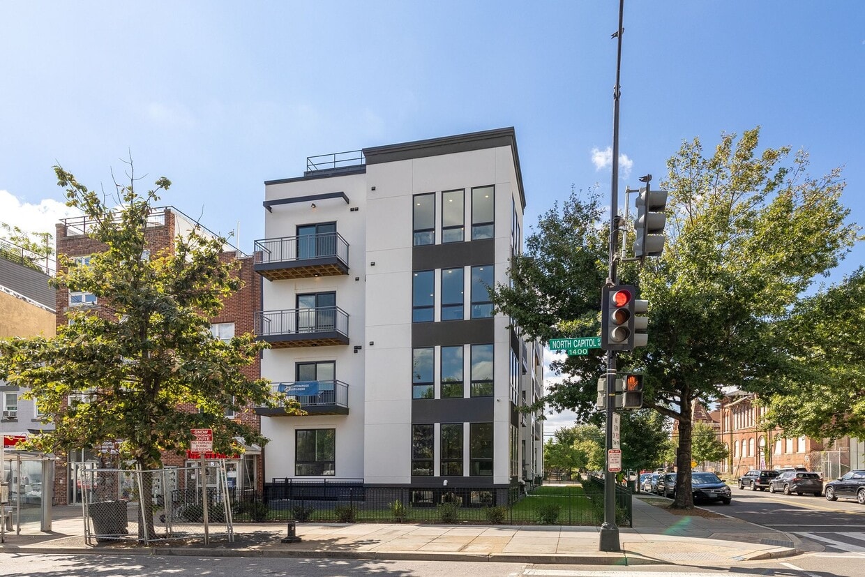 Primary Photo - 14 P St NW