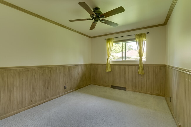 Foto del edificio - Mercer Island Rambler Available 2/1!