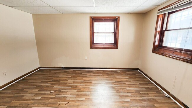 Foto del edificio - Move in ready!