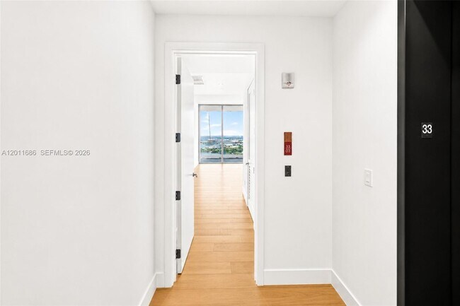 Foto del edificio - 175-125 SE 25th Rd