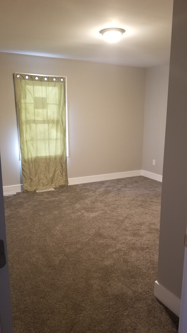 Master bedroom - 58 Saint Mary St