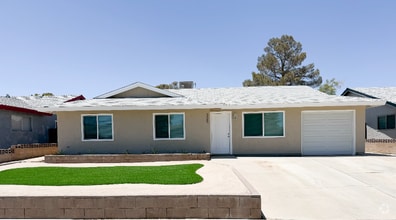 Building Photo - 325 Dawn Ct
