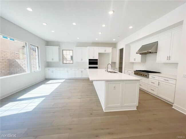 Building Photo - 4 br, 4 bath House - 222 Sutters Ml