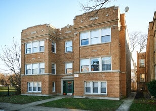 Building Photo - 3725 W Eastwood Ave
