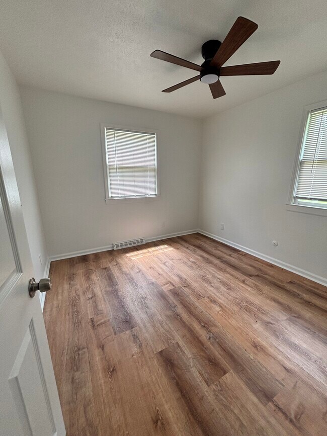 Foto del edificio - 16765 Valley Forge Ln
