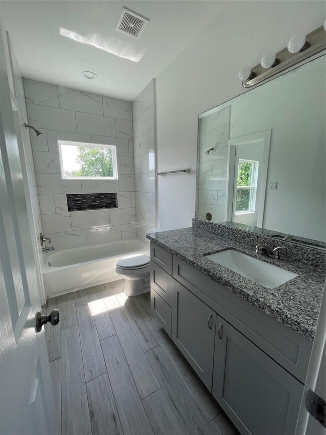 Building Photo - 8305 Prairie View Dr