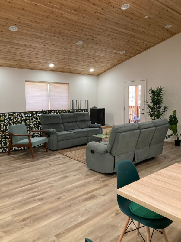 Building Photo - 16701 Sandalwood