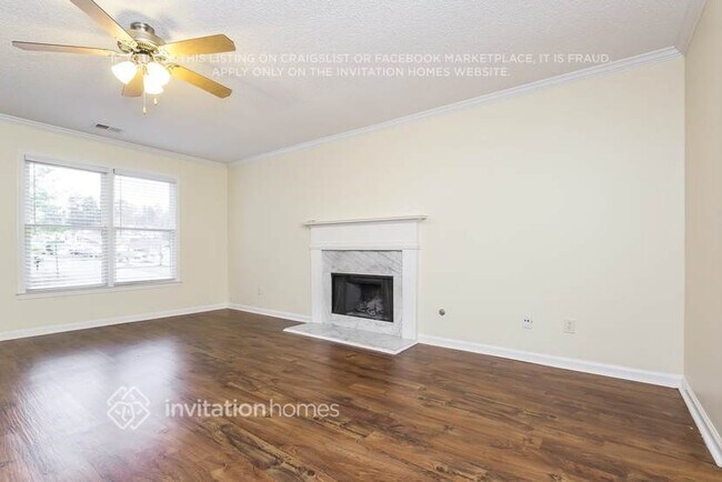 Building Photo - 175 Park Meadows Dr SW