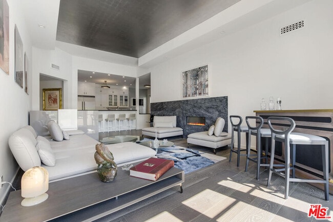 Building Photo - 10100 Empyrean Way
