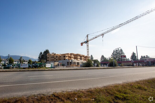 Building Photo - Mercato Plaza