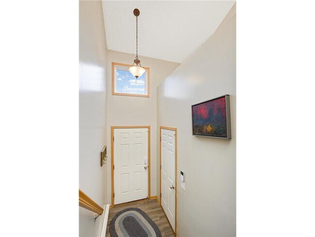 Foto del edificio - 7737 Elm Grove Ave
