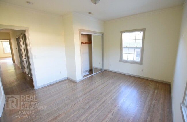 Building Photo - 1435 Parker St