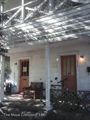 Foto del edificio - 229 Tryon St