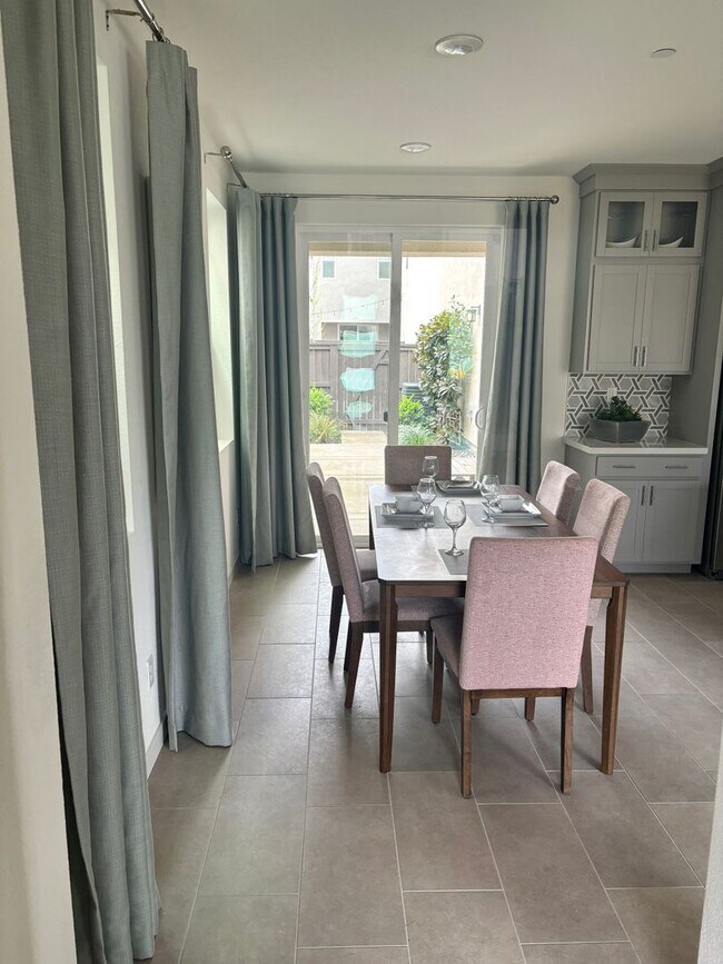 Photo - 3/3 w/HUGE BONUS (Natomas) - 180K in upgra... House