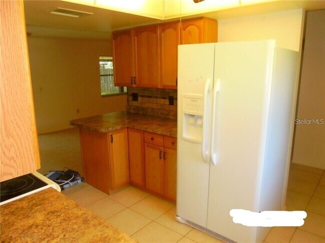 Building Photo - 902 Plum Tree Ln