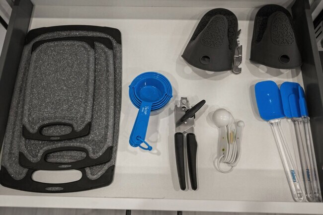 Building Photo - 3520 Erlanger Link NW