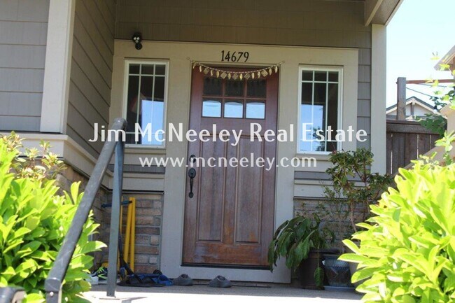 Foto del edificio - 3 br, 2.5 bath House - 14679 NW Orchid St