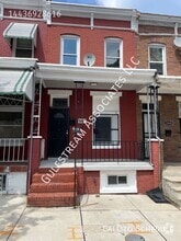 Building Photo - 1658 Normal Ave