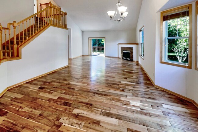 Foto del edificio - 1308 Timber Ln