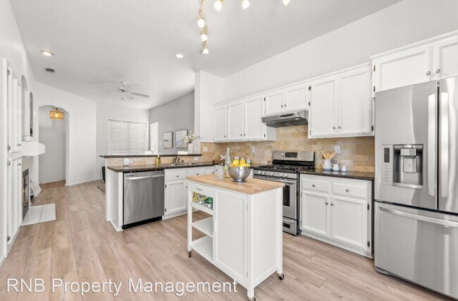 Foto del edificio - 3 br, 2 bath House - 5556 Sage Drive