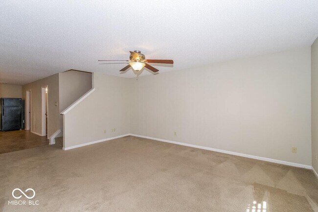 Foto del edificio - 2031 Bridlewood Dr